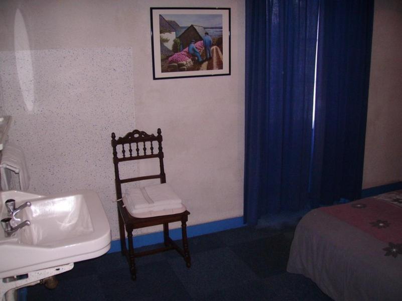 Hotel Du Menhir Locmariaquer Bilik gambar